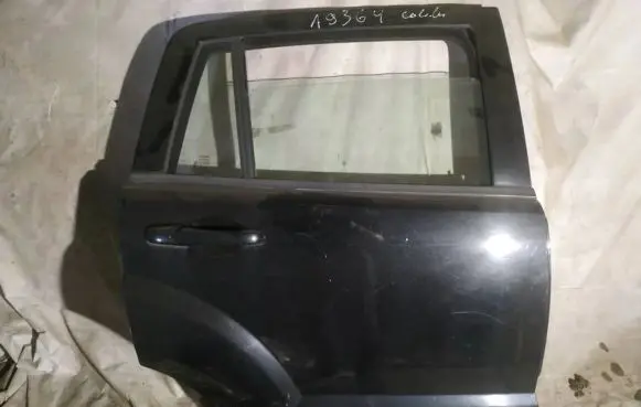 Dodge Caliber Rear door juodos