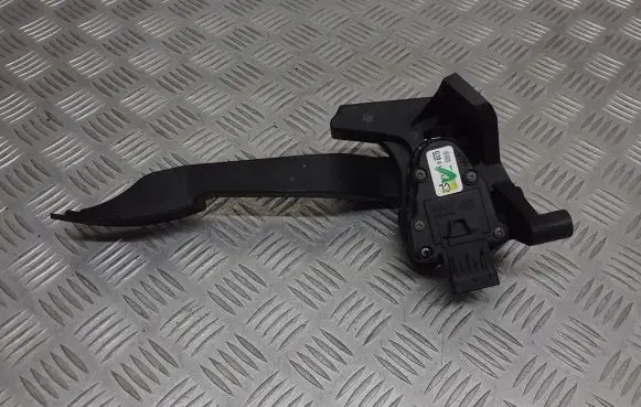 Opel Corsa C Accelerator pedal position sensor 9129428