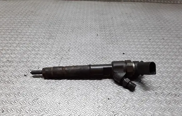 Mercedes-Benz A W169 Fuel injector 8986435117