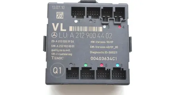 Toyota Prius (XW30) Door control unit/module A2129004402