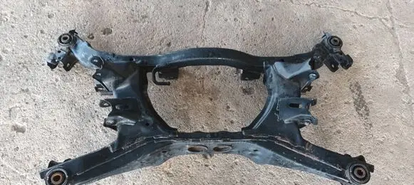 Subaru Impreza IV Rear subframe 