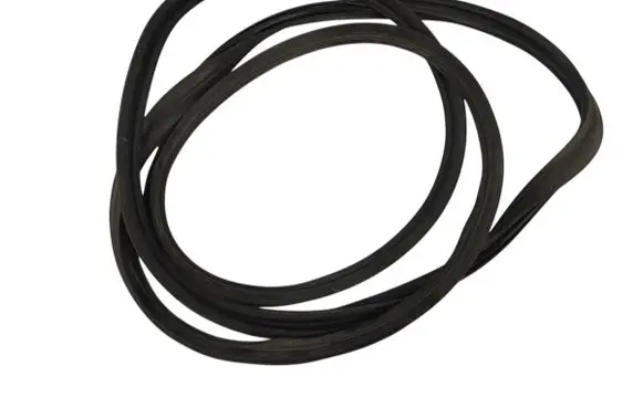 Mitsubishi Outlander IV Trunk rubber seal (body) 