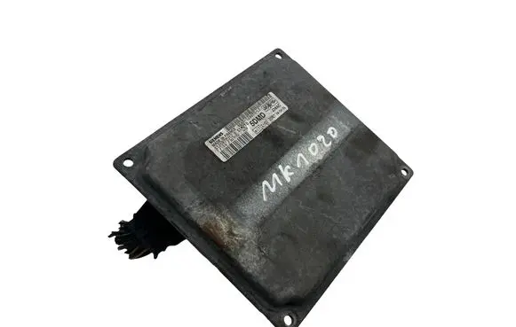 Ford Fusion Engine control unit/module ECU 6S6112A650LD S120977312D