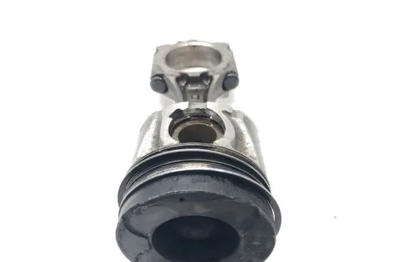 Opel Mokka Piston with connecting rod 6901