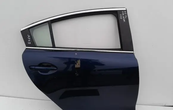 Mazda 6 Rear door