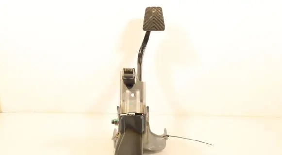 Hyundai i20 (GB IB) Clutch pedal 32800-C8100