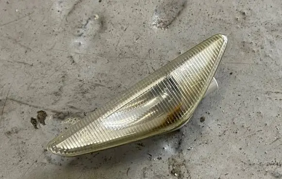 BMW X5 E70 Front fender indicator light 7267978 7171008 9218000