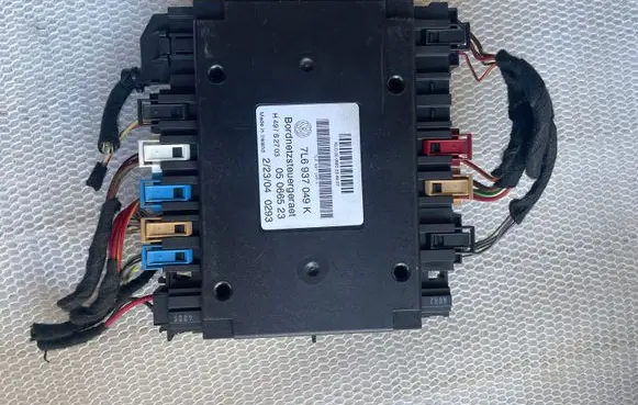 Volkswagen Touareg I Comfort/convenience module 7L6937049K