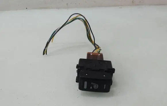 Nissan Micra Seat heating switch 2Z180
