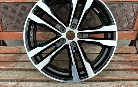 BMW i3 R20 alloy rim 