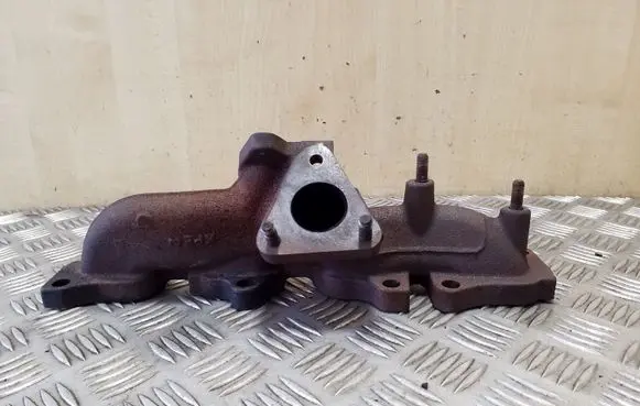 Audi A5 Sportback 8TA Exhaust manifold 03L253033B