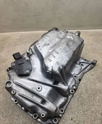 Mini One - Cooper F56 F55 Oil sump 8611689 8596382