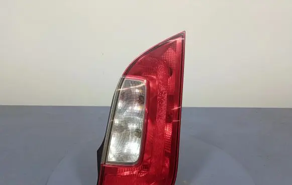 Skoda Citigo Rear/tail lights 1ST945096F