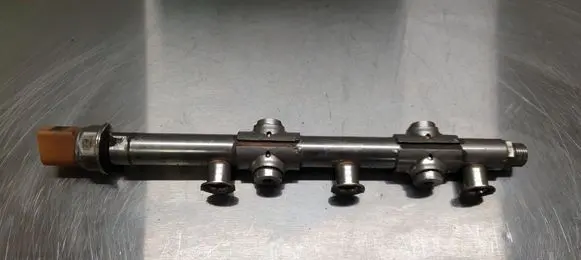 Volkswagen Polo V 6R Fuel main line pipe 04C906054B