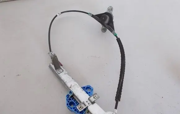Ford Mondeo MK II Rear door manual window regulator 