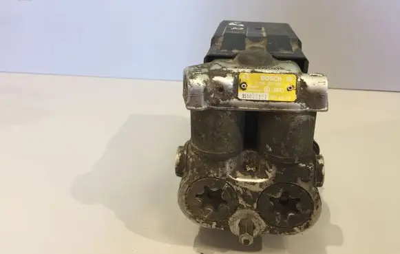 Audi V8 ABS Pump 0265200055 951527662 857614111
