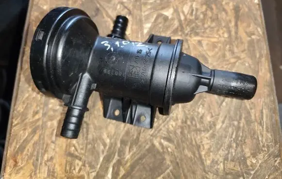 Jeep Grand Cherokee (WJ) Vacuum valve 21302576F