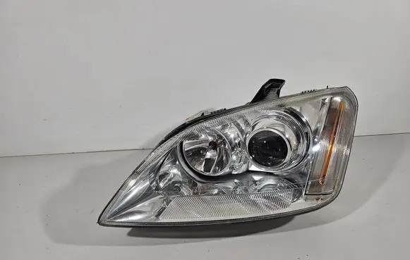 Ford C-MAX I Headlights/headlamps set 