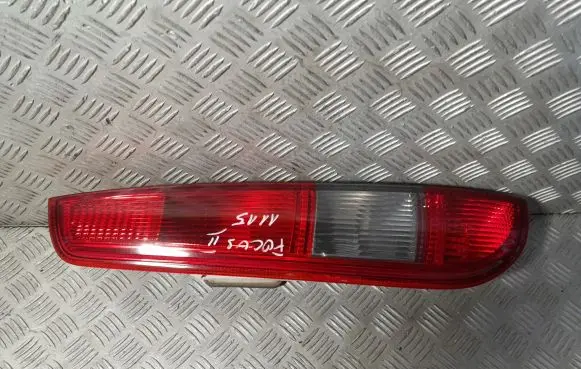 Ford Focus Rear/tail lights 4M5113405F