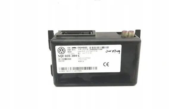 Volkswagen PASSAT B8 Other control units/modules 5QE035284C