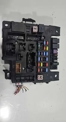 Mitsubishi Outlander Fuse module 8637A824 L8637002A 6090080737