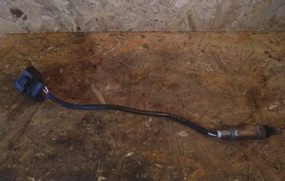 Audi A4 S4 B5 8D Lambda probe sensor