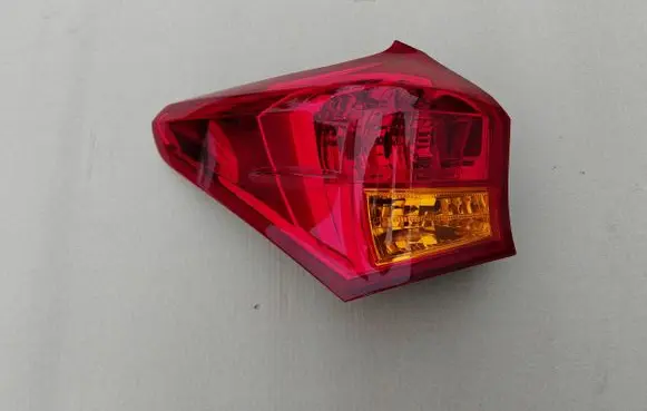 Toyota Auris E180 Rear/tail lights 81551-02700