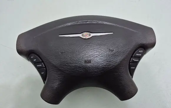 Chrysler Voyager Steering wheel airbag P0YS901DVAK