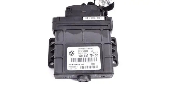BMW 5 F10 F11 Gearbox control unit/module 09D927750CC