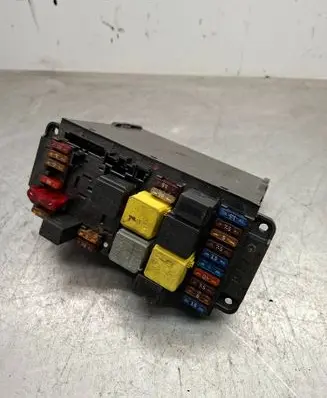 Mercedes-Benz CLK A209 C209 Fuse module 2095450001