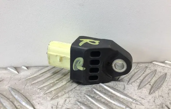 Toyota RAV 4 (XA30) Airbag deployment crash/impact sensor 8983133020 703445UKU