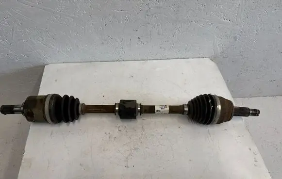 Hyundai Kona I Front driveshaft 49500J9000