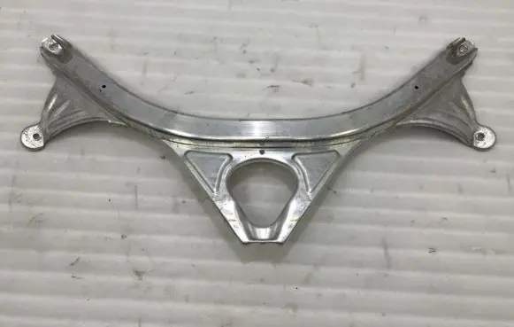 Audi A6 C7 Engine mount bracket 4G0805645C