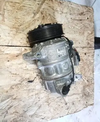 Renault Captur Air conditioning (A/C) compressor (pump) DMW14 926001268R 3628908904