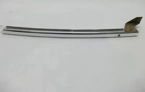 Mercedes-Benz S W126 Rear door window/glass frame 6397602947