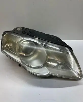 Volkswagen PASSAT B6 Headlight/headlamp 3C0941006M 89312180