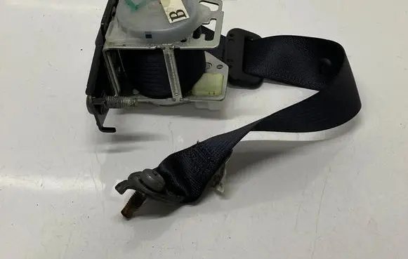 Ford Mustang V Rear seatbelt 5R3363611B68ABW