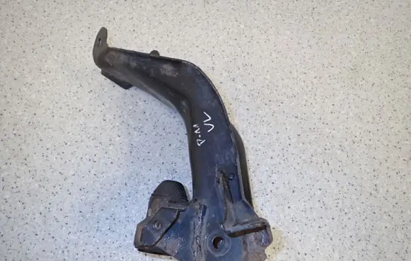 Nissan Primera Rear suspension control arm 