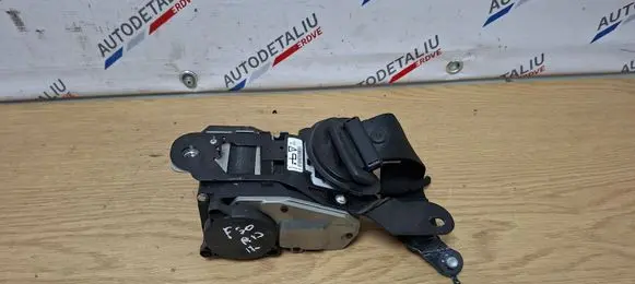 BMW 3 F30 F35 F31 Front seatbelt 7383318