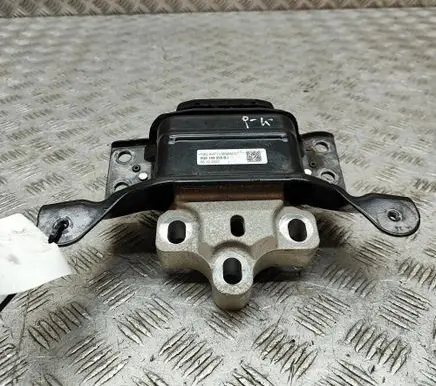Audi A3 8Y Engine mount bracket 5Q0199555BJ