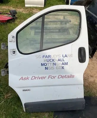 Renault Trafic II (X83) Front door