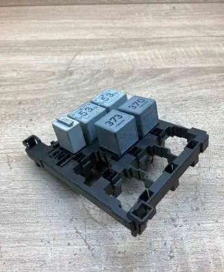 Volkswagen Caddy Fuse box set 1T1937503A 8D0951253A