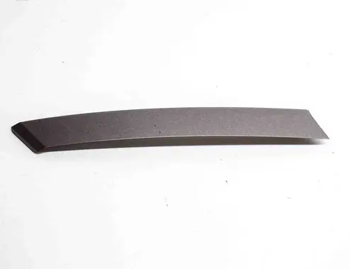 Rear fender molding trim