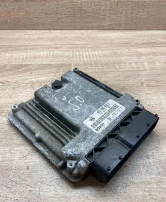 Skoda Octavia Mk2 (1Z) Engine control unit/module ECU 03G906016F 0281011391