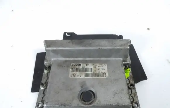 Peugeot 406 Engine control unit/module ECU 9624519580