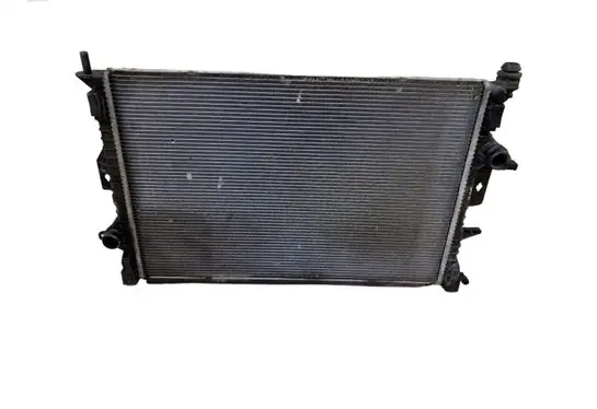 Volvo V40 Coolant radiator 31319064