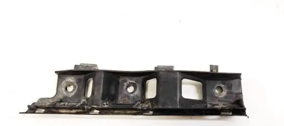 Front bumper mounting bracket