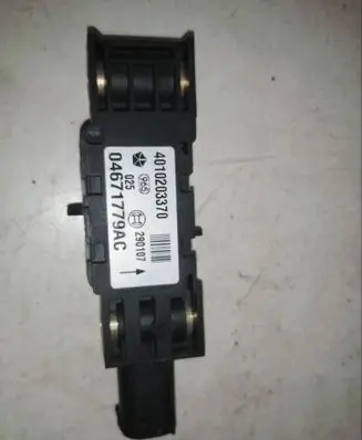Jeep Grand Cherokee (WK) Airbag deployment crash/impact sensor 04671779AC 4010203370 290107