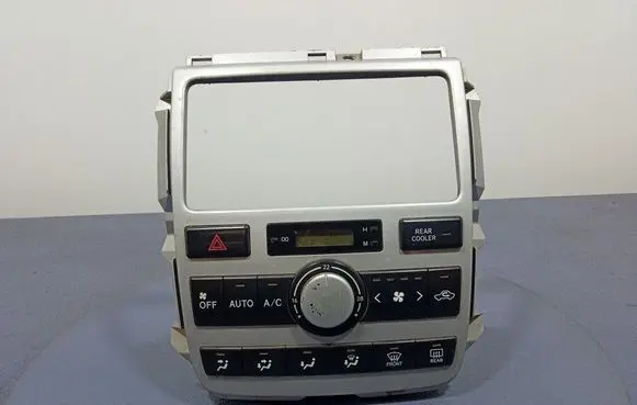 Toyota Avensis Verso Climate control unit 5590044500