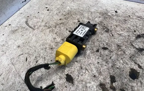 Audi A4 S4 B6 8E 8H Airbag deployment crash/impact sensor 8E0959643A